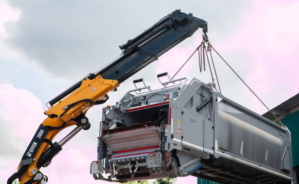 Cranes Effer 2055
