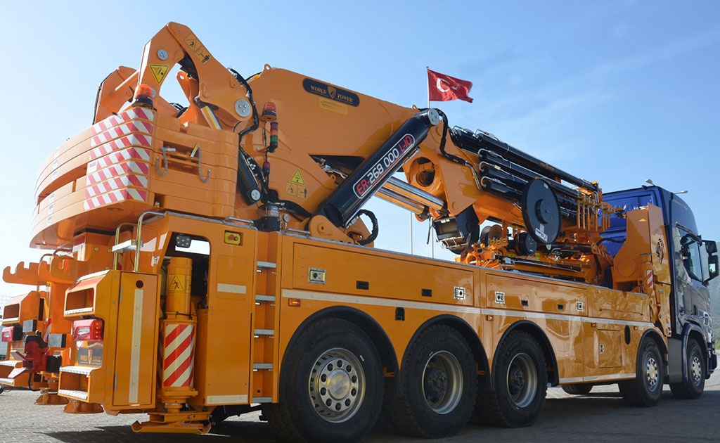 WORLD POWER Crane