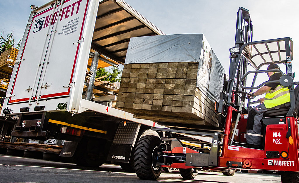 MOFFETT Forklifts