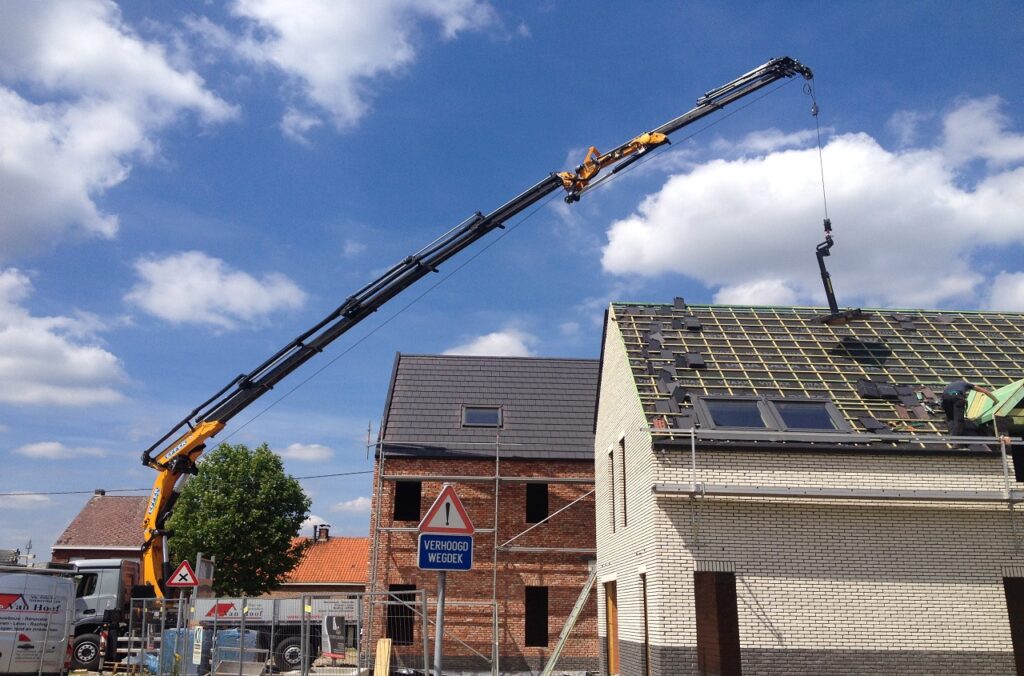 Truck-Mounted Crane