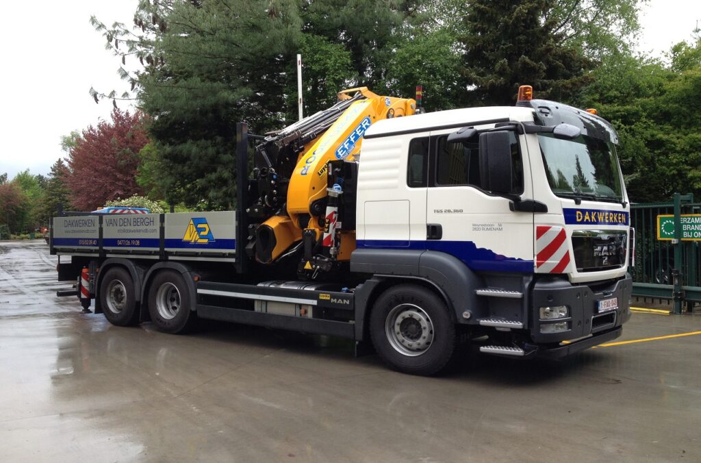 Truck-Mounted Crane