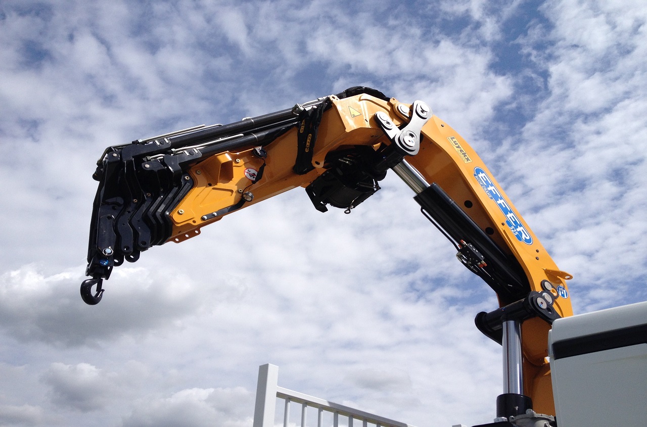 Truck-Mounted Crane