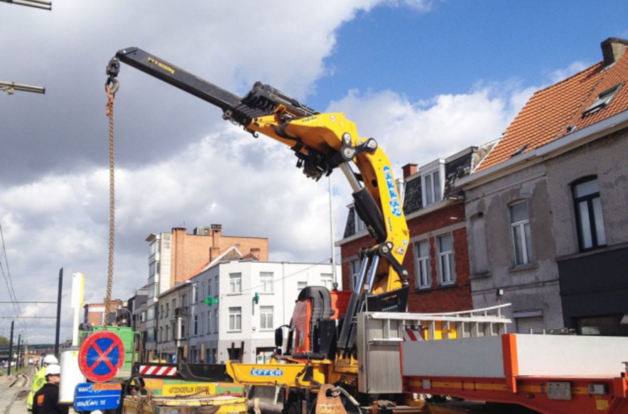 hydraulic-loading-cranes-1405-7s-effer(3)
